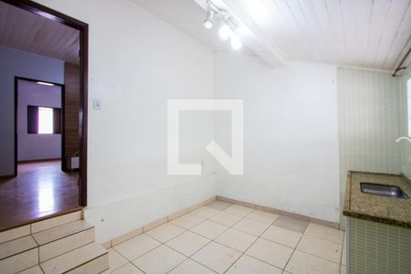 Casa à venda com 460m², 2 quartos e 2 vagasCozinha
