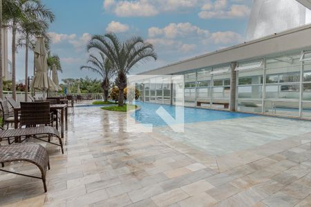 Apartamento à venda com 95m², 2 quartos e 2 vagasPiscina