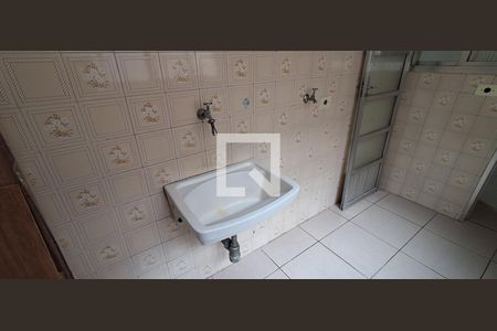 Apartamento à venda com 68m², 2 quartos e 1 vagaÁrea de Serviço 