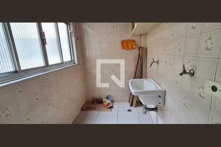 Apartamento à venda com 68m², 2 quartos e 1 vagaÁrea de Serviço 