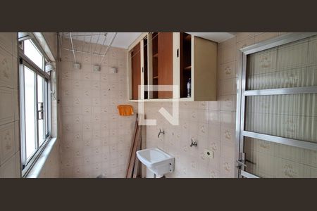 Apartamento à venda com 68m², 2 quartos e 1 vagaÁrea de Serviço 