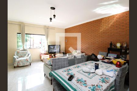 Sala de casa à venda com 2 quartos, 200m² em Parque Edu Chaves, São Paulo