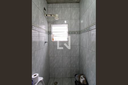 Casa à venda com 200m², 2 quartos e 5 vagasBanheiro de serviço