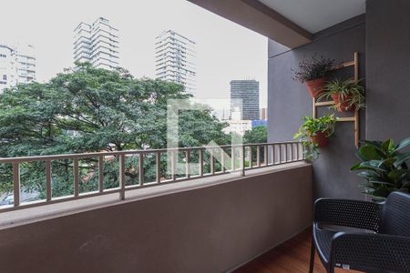 Varanda de kitnet/studio para alugar com 1 quarto, 30m² em Vila Nova Conceição, São Paulo