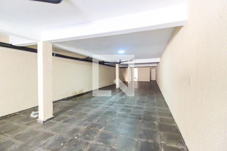 Casa à venda com 313m², 5 quartos e 5 vagas Casa à venda com 313m², 5 quartos e 5 vagasGaragem