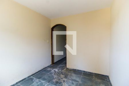 Casa à venda com 313m², 5 quartos e 5 vagas Casa à venda com 313m², 5 quartos e 5 vagasQuarto de Serviço