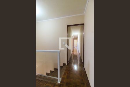 Casa à venda com 313m², 5 quartos e 5 vagas Casa à venda com 313m², 5 quartos e 5 vagasHall