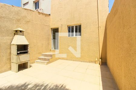 Casa à venda com 313m², 5 quartos e 5 vagas Casa à venda com 313m², 5 quartos e 5 vagasSalão de festas