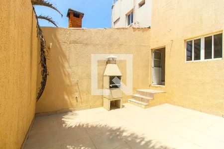 Casa à venda com 313m², 5 quartos e 5 vagas Casa à venda com 313m², 5 quartos e 5 vagasSalão de festas