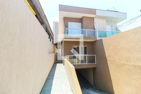 Casa à venda com 313m², 5 quartos e 5 vagas Casa à venda com 313m², 5 quartos e 5 vagasQuintal