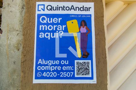 Casa à venda com 313m², 5 quartos e 5 vagas Casa à venda com 313m², 5 quartos e 5 vagasPlaquinha