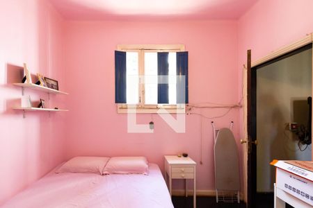 Casa à venda com 750m², 4 quartos e 5 vagas Casa à venda com 750m², 4 quartos e 5 vagasQuarto 4