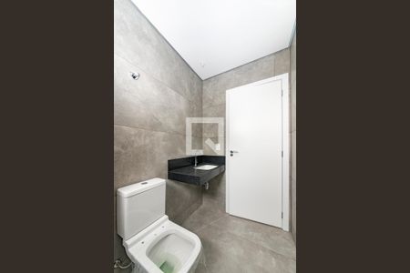 Apartamento à venda com 56m², 2 quartos e 2 vagasBanheiro da Suíte