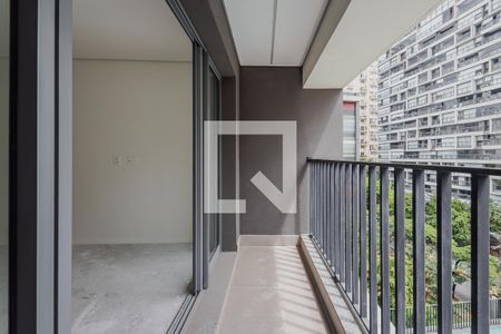 Varanda de kitnet/studio à venda com 1 quarto, 32m² em Sumarezinho, São Paulo