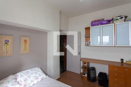 Casa à venda com 500m², 5 quartos e 3 vagasSuíte 2