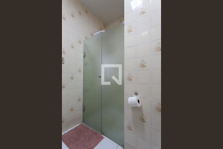 Casa à venda com 500m², 5 quartos e 3 vagasBanheiro da Suíte 2