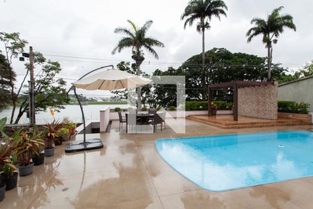 Casa à venda com 500m², 5 quartos e 3 vagasPiscina