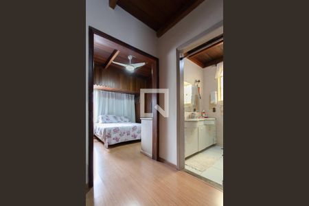 Casa à venda com 500m², 5 quartos e 3 vagasSuíte 1