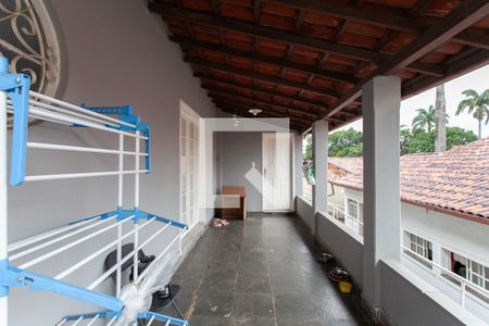 Casa à venda com 500m², 5 quartos e 3 vagasCasa 2 - Varanda da Sala