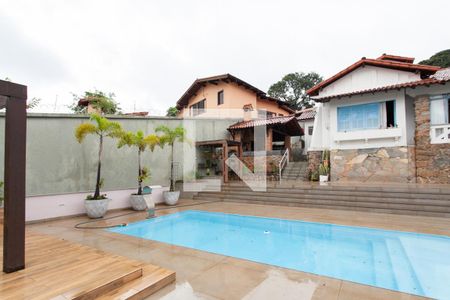 Casa à venda com 500m², 5 quartos e 3 vagasPiscina