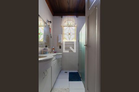 Casa à venda com 500m², 5 quartos e 3 vagasBanheiro da Suíte 1