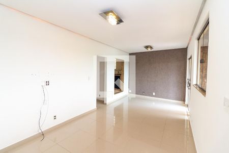 Sala de apartamento para alugar com 2 quartos, 102m² em Marechal Hermes, Rio de Janeiro