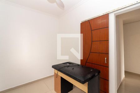 Quarto 1 de apartamento para alugar com 2 quartos, 102m² em Marechal Hermes, Rio de Janeiro