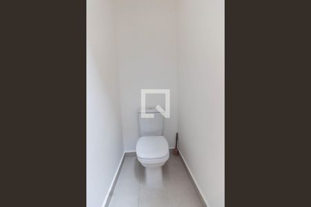 Casa à venda com 130m², 3 quartos e 3 vagasBanheiro de serviço