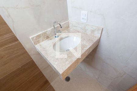 Casa à venda com 130m², 3 quartos e 3 vagasSuíte