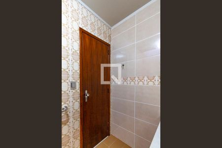 Casa à venda com 250m², 5 quartos e 3 vagasBanheiro Suíte 2