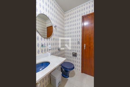 Casa à venda com 250m², 5 quartos e 3 vagasBanheiro Social