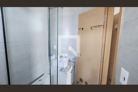 Apartamento para alugar com 66m², 2 quartos e 1 vaga Apartamento para alugar com 66m², 2 quartos e 1 vagaBanheiro da Suíte