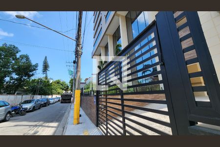 Apartamento para alugar com 66m², 2 quartos e 1 vaga Apartamento para alugar com 66m², 2 quartos e 1 vagaFachada