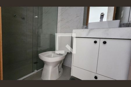 Apartamento para alugar com 66m², 2 quartos e 1 vaga Apartamento para alugar com 66m², 2 quartos e 1 vagaBanheiro