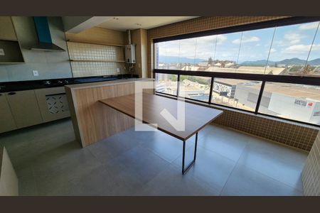 Apartamento para alugar com 66m², 2 quartos e 1 vaga Apartamento para alugar com 66m², 2 quartos e 1 vagaCozinha