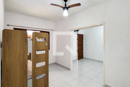 Quarto de casa para alugar com 1 quarto, 64m² em Vila Caiçara, Praia Grande