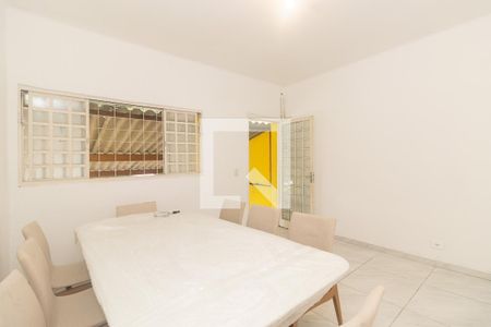 Sala de casa à venda com 4 quartos, 160m² em Vila Mariana, São Paulo
