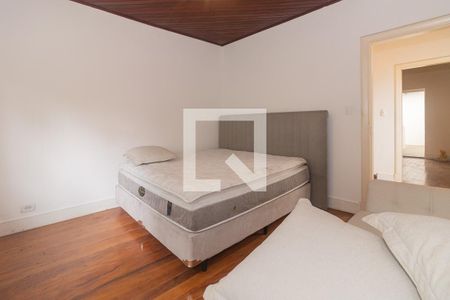 Quarto 01 de casa à venda com 4 quartos, 160m² em Vila Mariana, São Paulo