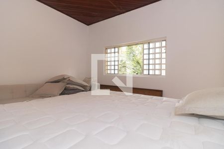 Quarto 01 de casa à venda com 4 quartos, 160m² em Vila Mariana, São Paulo