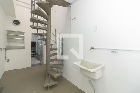 Casa à venda com 160m², 4 quartos e 1 vagaÁrea de Serviço