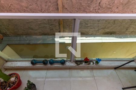 Casa à venda com 90m², 2 quartos e 2 vagas Casa à venda com 90m², 2 quartos e 2 vagasVaranda do Quarto 2