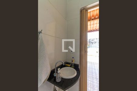 Casa à venda com 90m², 2 quartos e 2 vagas Casa à venda com 90m², 2 quartos e 2 vagasBanheiro de serviço