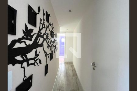 Corredor de apartamento à venda com 3 quartos, 94m² em Mirandópolis, São Paulo