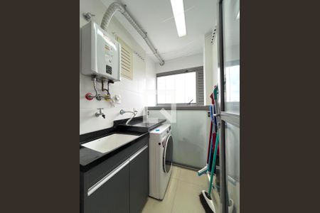 Apartamento à venda com 94m², 3 quartos e 2 vagas Apartamento à venda com 94m², 3 quartos e 2 vagasÁrea de Serviço