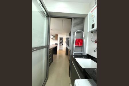 Apartamento à venda com 94m², 3 quartos e 2 vagas Apartamento à venda com 94m², 3 quartos e 2 vagasÁrea de Serviço