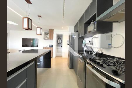 Apartamento à venda com 94m², 3 quartos e 2 vagas Apartamento à venda com 94m², 3 quartos e 2 vagasCozinha