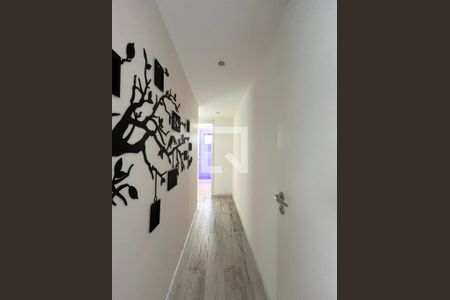 Apartamento à venda com 94m², 3 quartos e 2 vagas Apartamento à venda com 94m², 3 quartos e 2 vagasCorredor