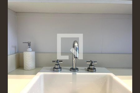 Apartamento à venda com 94m², 3 quartos e 2 vagas Apartamento à venda com 94m², 3 quartos e 2 vagasBanheiro da Suíte