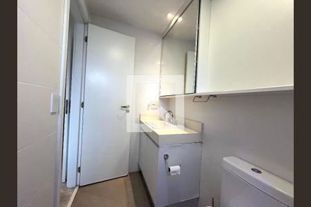 Apartamento à venda com 94m², 3 quartos e 2 vagas Apartamento à venda com 94m², 3 quartos e 2 vagasBanheiro da Suíte