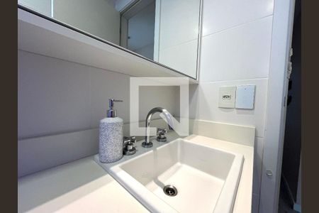 Apartamento à venda com 94m², 3 quartos e 2 vagas Apartamento à venda com 94m², 3 quartos e 2 vagasBanheiro Corredor